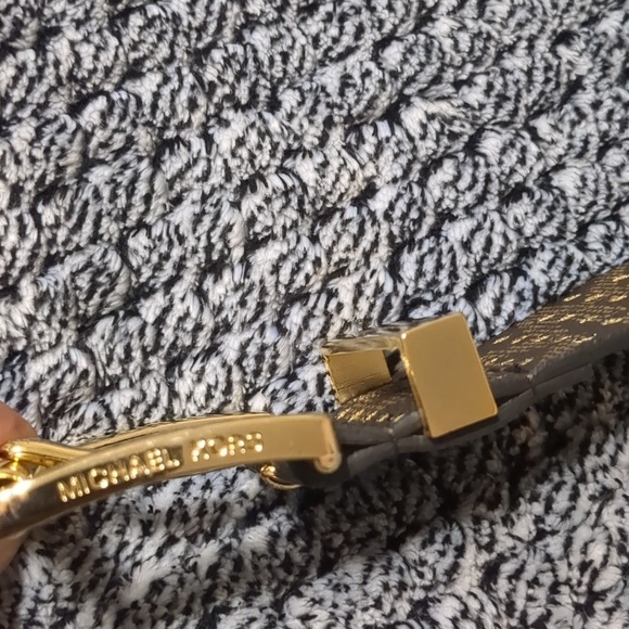 Micheal Kors Brown Leather Gold Buckle Women\'s Belt size Large main image 7